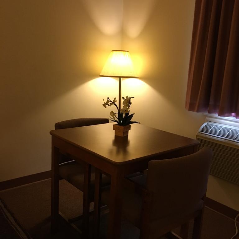 Coronado Motel & Rv Park Lindsborg 外观 照片
