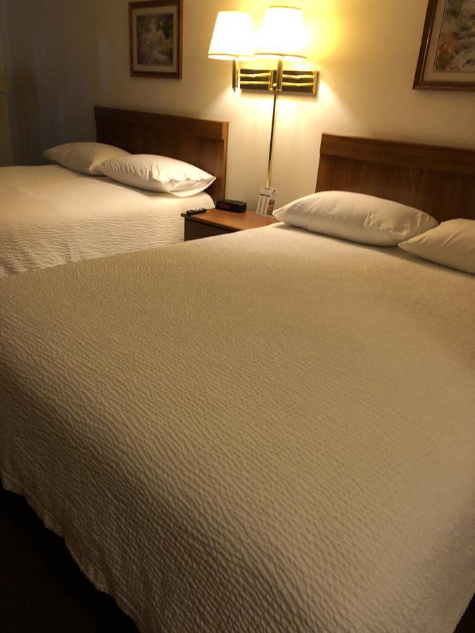 Coronado Motel & Rv Park Lindsborg 外观 照片